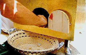 Trumat HaLishka -- coins falling into basket